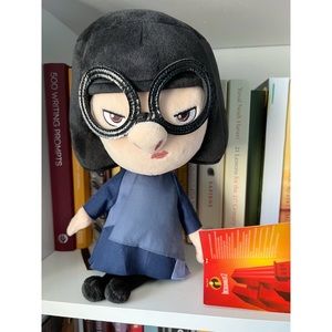 Disney Collectible: Edna Plush Toy (Incredibles 2)
